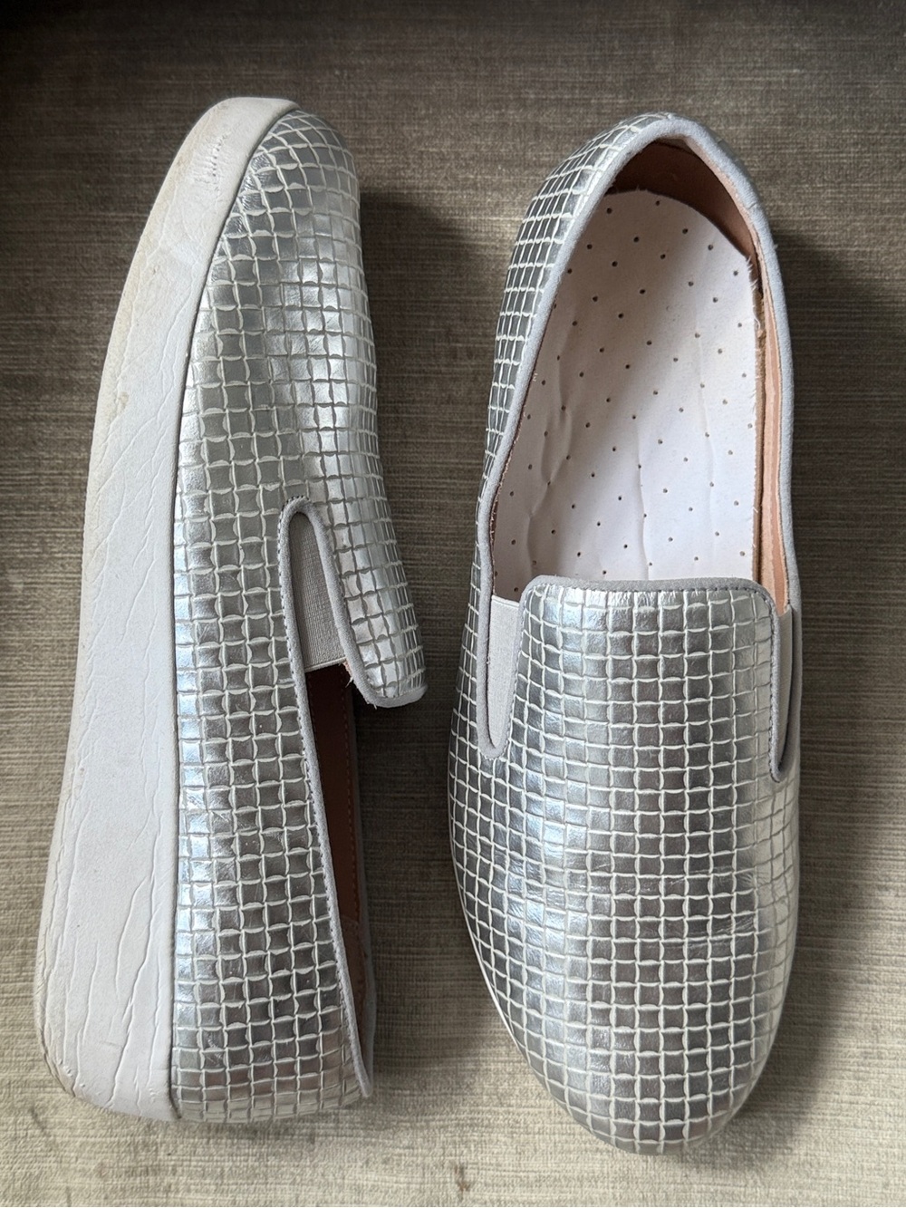 FitFlop Superskate Silver Metallic Geometric Raffia Slip On Loafers 9